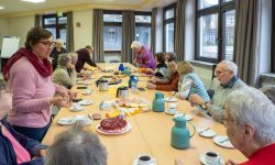 Vor dem Spielen gab es mitgebrachten Kaffee und Kuchen