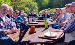 Geselliges Miteinander und Stärkung zu Beginn