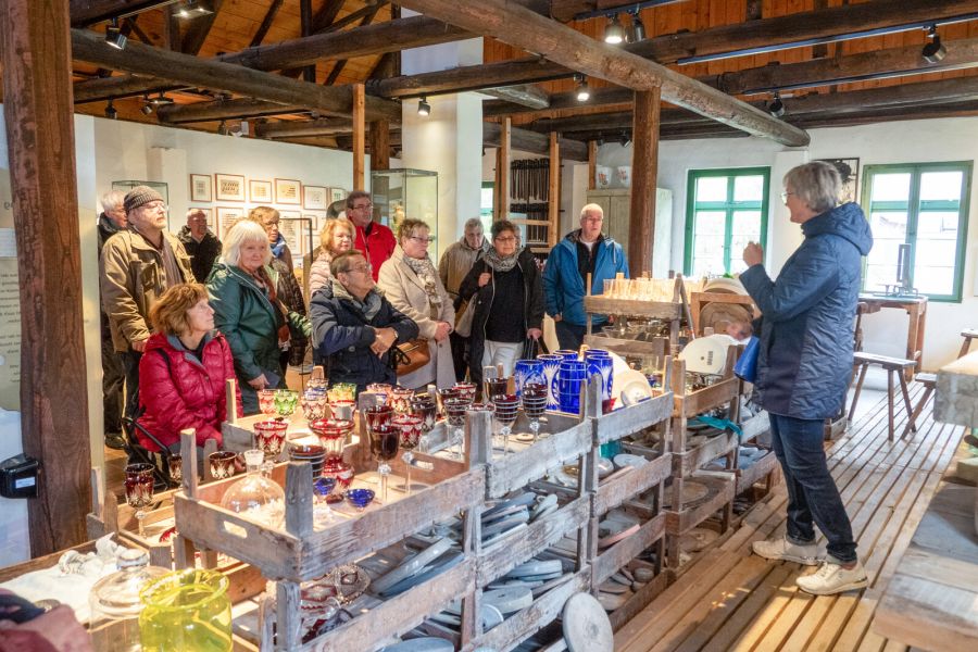 Führung in der Glasschleiferei