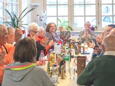 Vergnügte Stimmung bei der Adventsfeier in Hameln